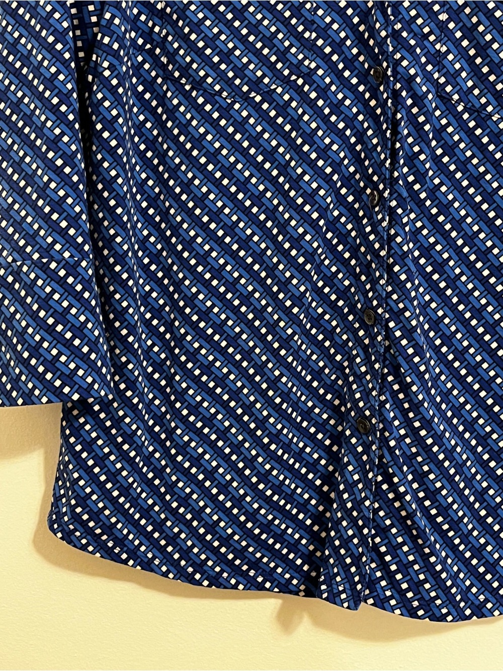 J. McLaughlin Catalina Cloth Blue Geometric Button Blouse 3/4 Sleeve Stretch - Picture 4 of 8